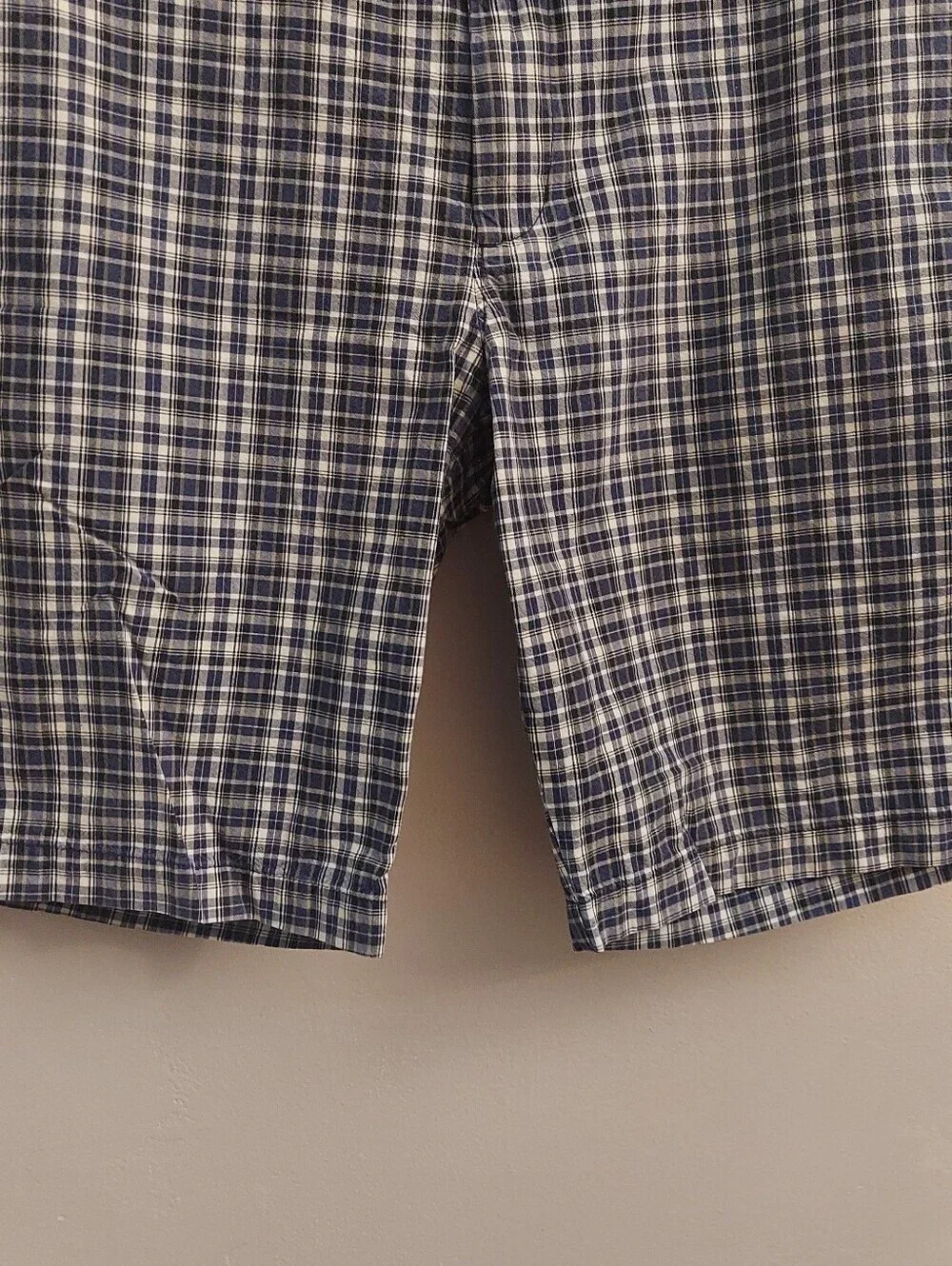 Banana Republic Plaid Flat Front Shorts Men’s Size 32 Blue Gray Casual Preppy